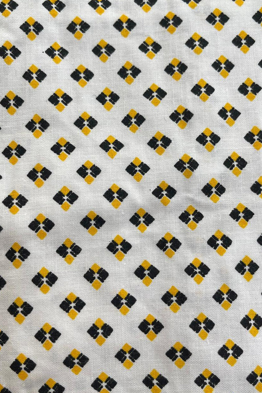 UNISEX DIAMOND YELLOW/BLUE PRINTED PATIENT GOWN STYLE BORAS