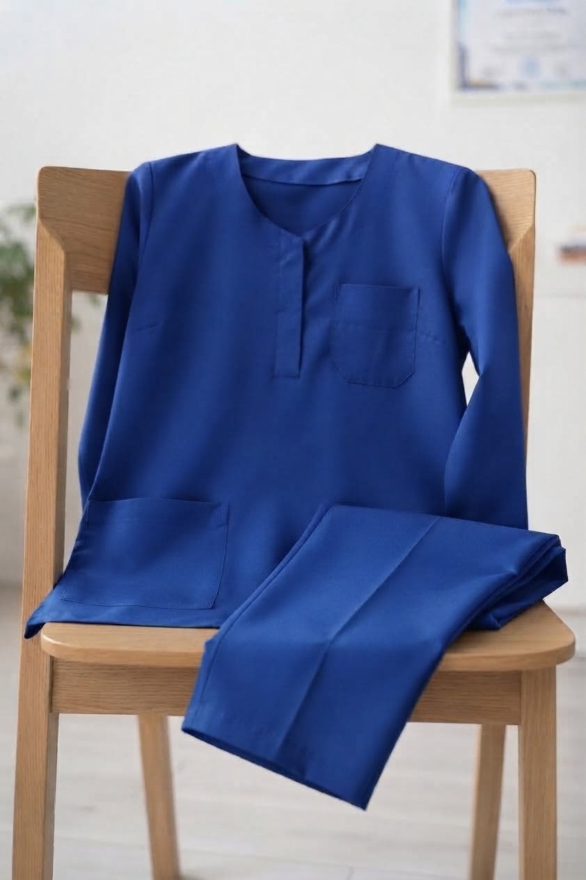 PROFESSIONAL FEMALE SOFIA SCRUB SUIT / SHORT LENGTH SLEEK SOFIA SCRUB SUIT